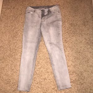Old Navy Mid Rise Rockstar jeans